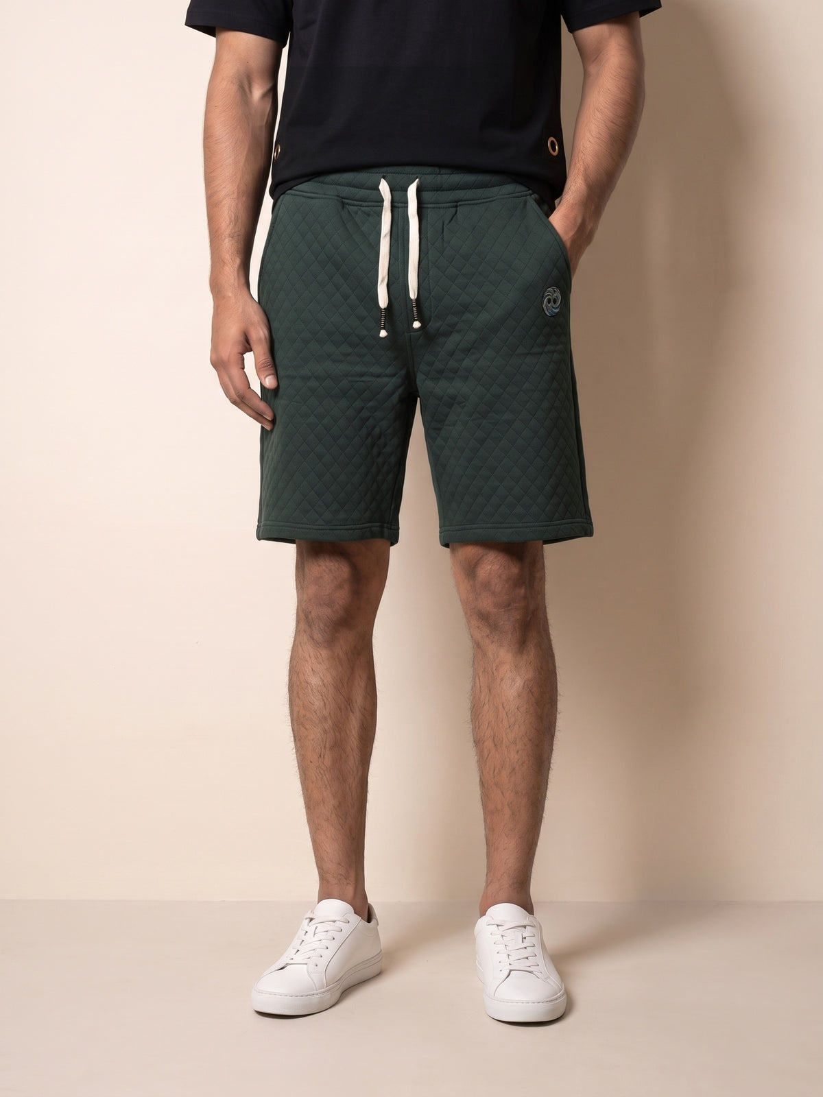 Jacquard Shorts - Green - model front