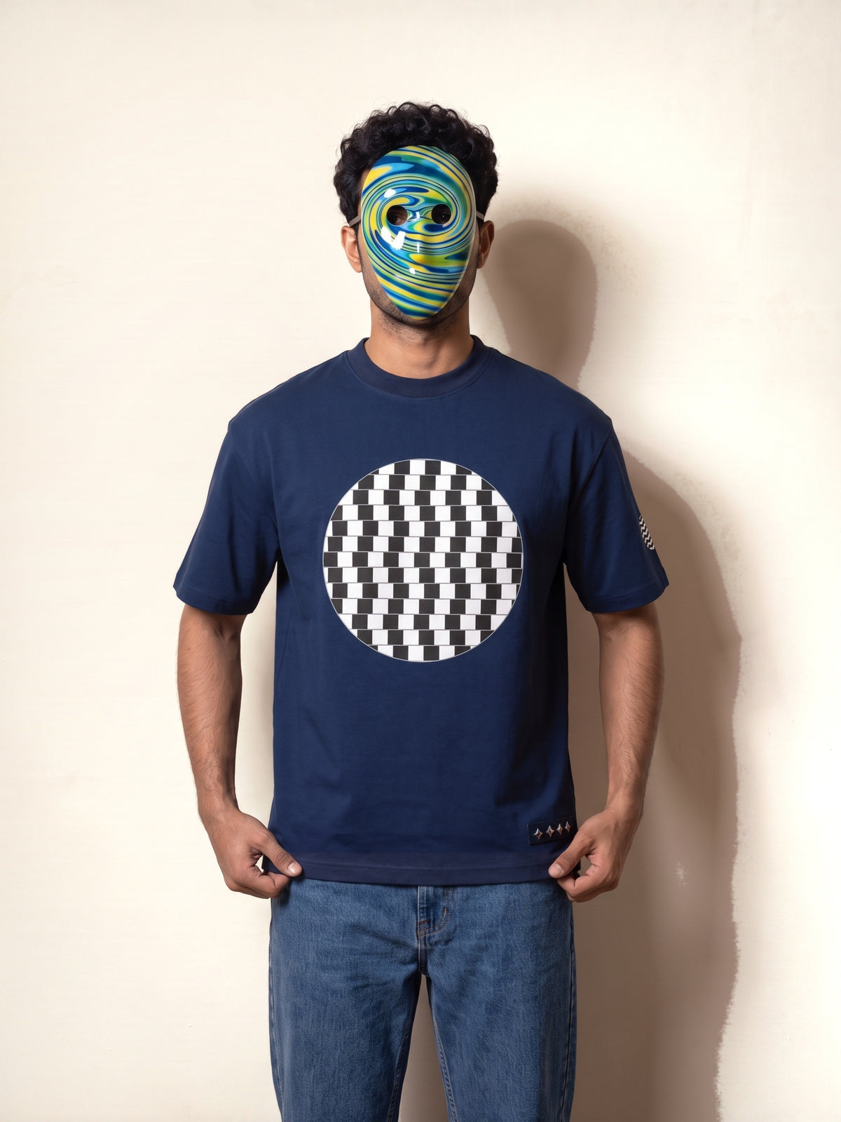 Voidframe Tee - model front